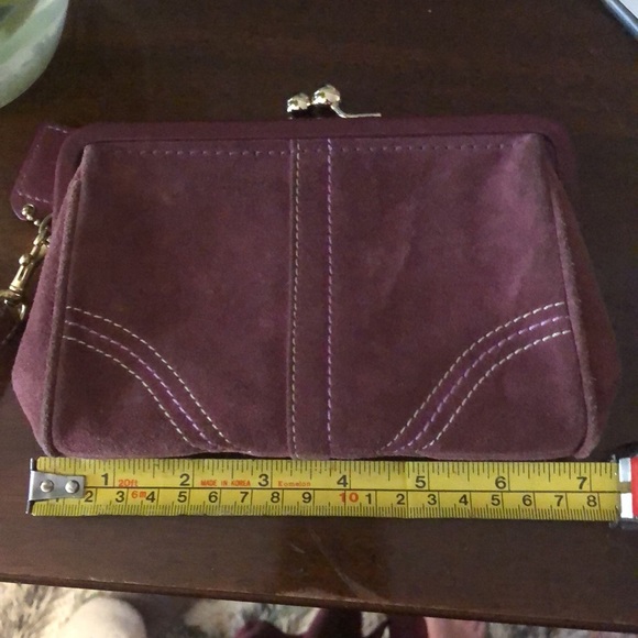 Coach burgundy suede clutch - Picture 4 of 5